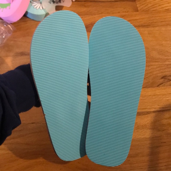 Mella Elastic Banded flip flops - Picture 3 of 3